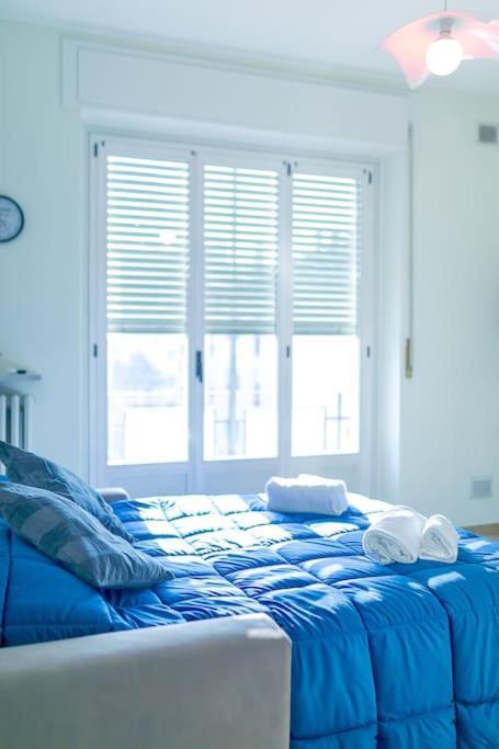 Navigli - Downtown - Duomo Spacious Two Bedroom Apartment - Close To Metro - Ac - Wi-Fi Milano Dış mekan fotoğraf
